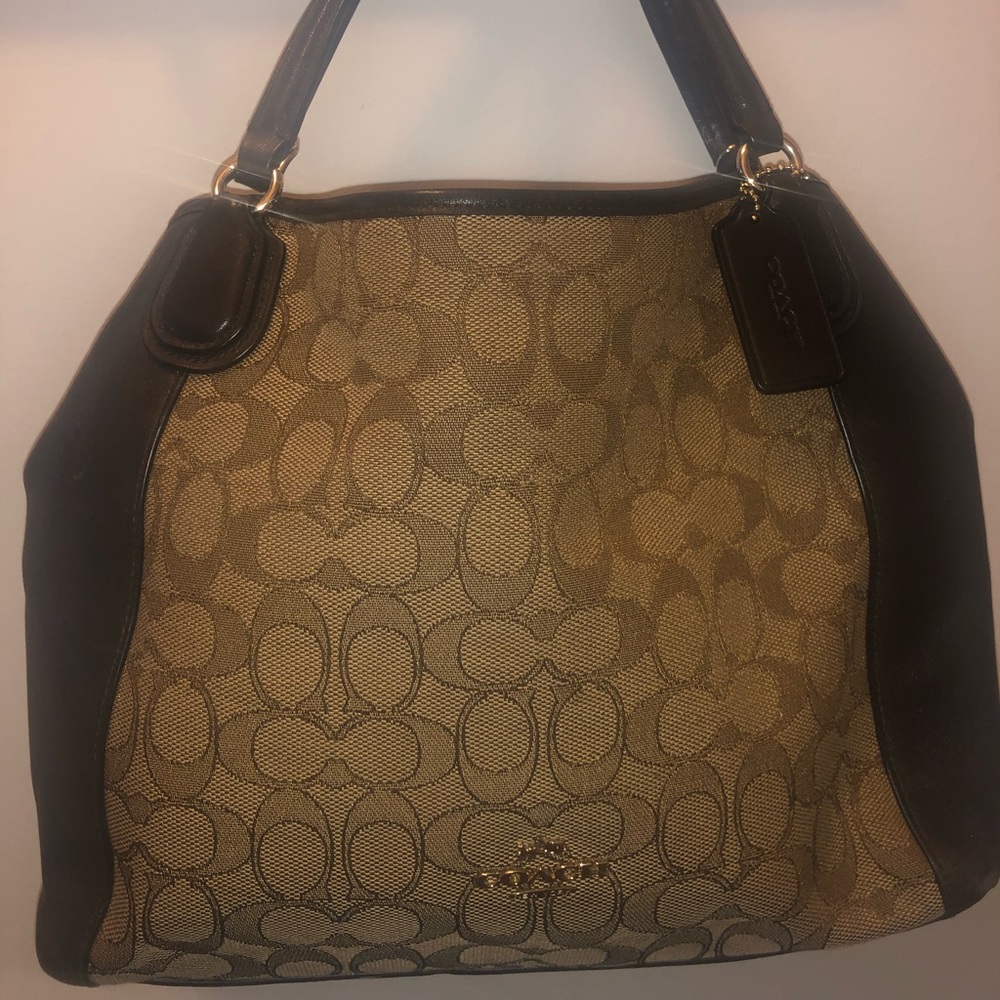 Coach purse - Picture 4 of 4